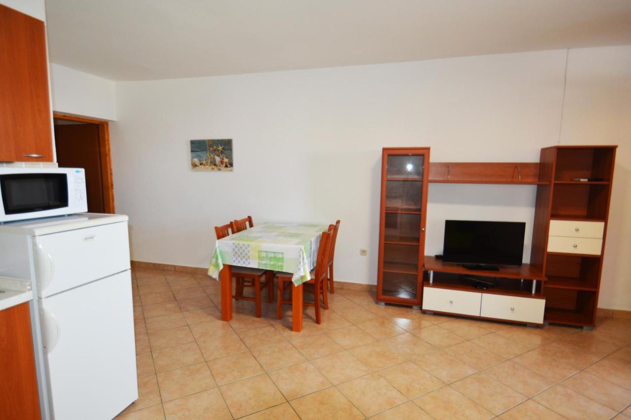Apartments Barbati Kustići 외부 사진