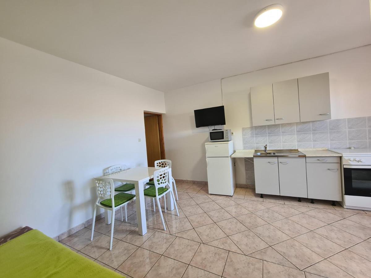 Apartments Barbati Kustići 외부 사진