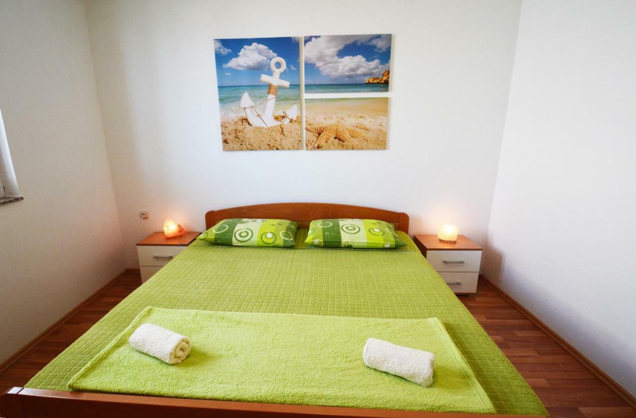 Apartments Barbati Kustići 외부 사진