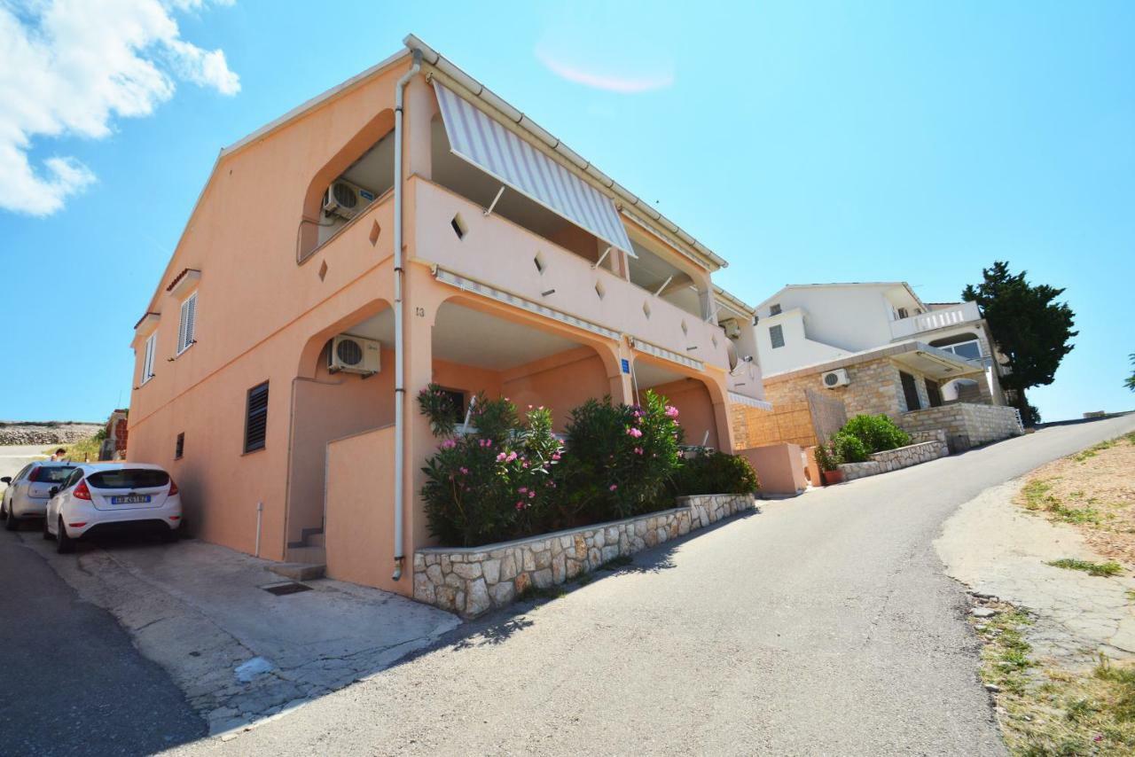 Apartments Barbati Kustići 외부 사진