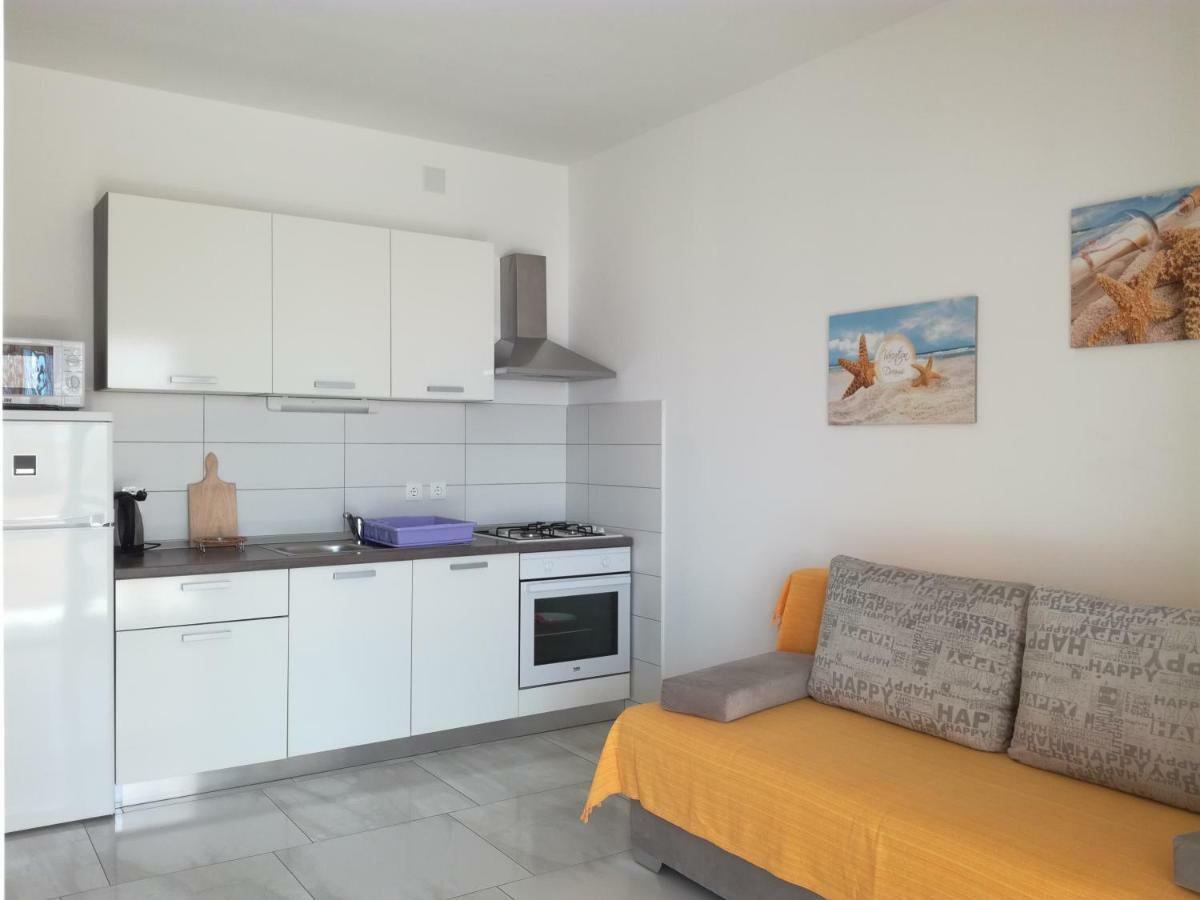 Apartments Barbati Kustići 외부 사진