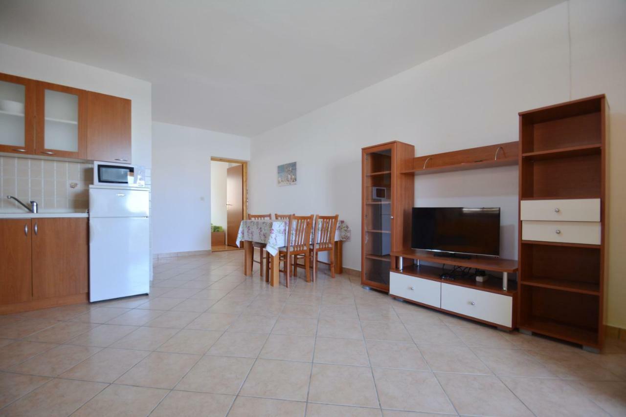 Apartments Barbati Kustići 외부 사진