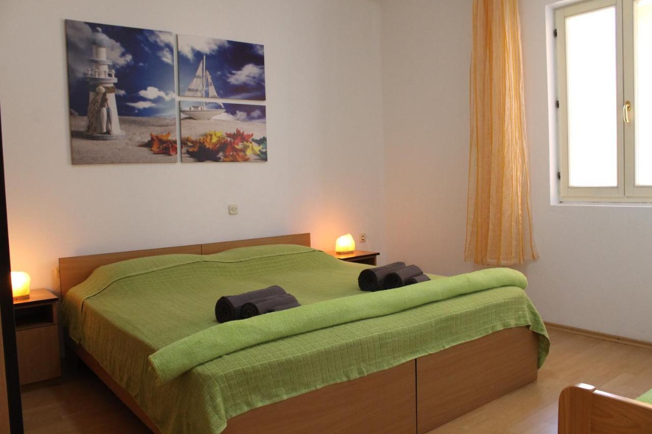 Apartments Barbati Kustići 외부 사진